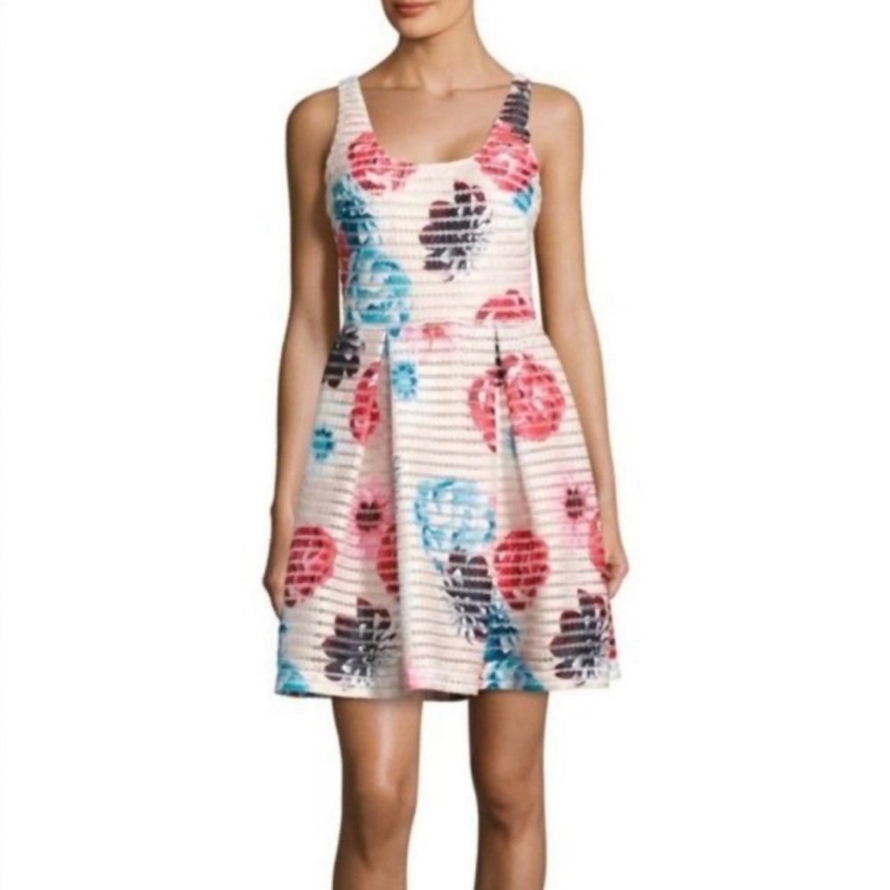 Guess Sleeveless Floral Lace Rose Flower Print Dress‎ Size 8 Lined